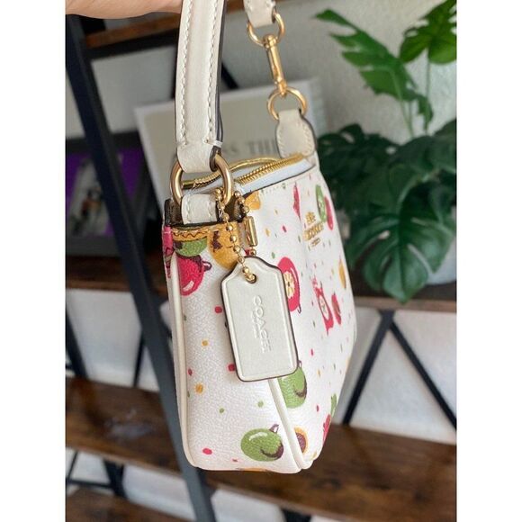 Lovely Mini Coach Designer Bag - Picture 8 of 9